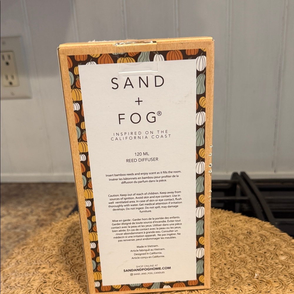 Sand + Fog Reed Diffuser - Picture 2 of 3